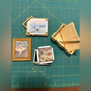 Mini Brands Masterpieces - Set of 4 with crate & crowbar